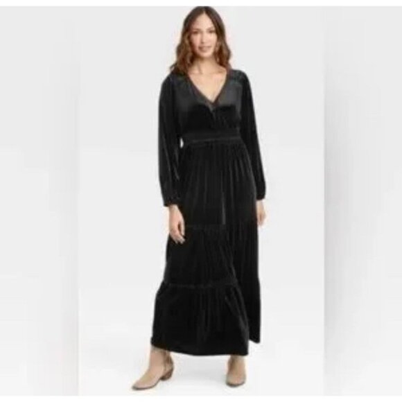 Knox Rose Black Velvet Long Sleeve Dress Witchycore Goth Sz Medium Maxi Boho - Picture 1 of 9